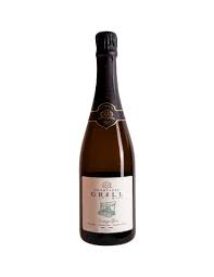 Fles Champagne Grill Héritage Brut – familieproducent uit Sacy, Montagne de Reims; goudgele Brut Champagne met fijne mousse en aroma’s van wit fruit en citrus.


